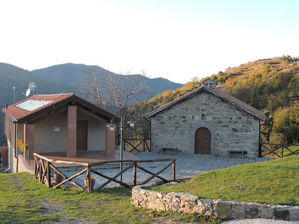 Rifugio Alpi Apuane Hotel Careggine Buitenkant foto