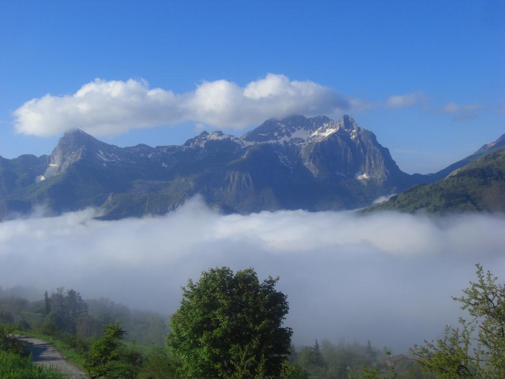 Rifugio Alpi Apuane Hotel Careggine Buitenkant foto